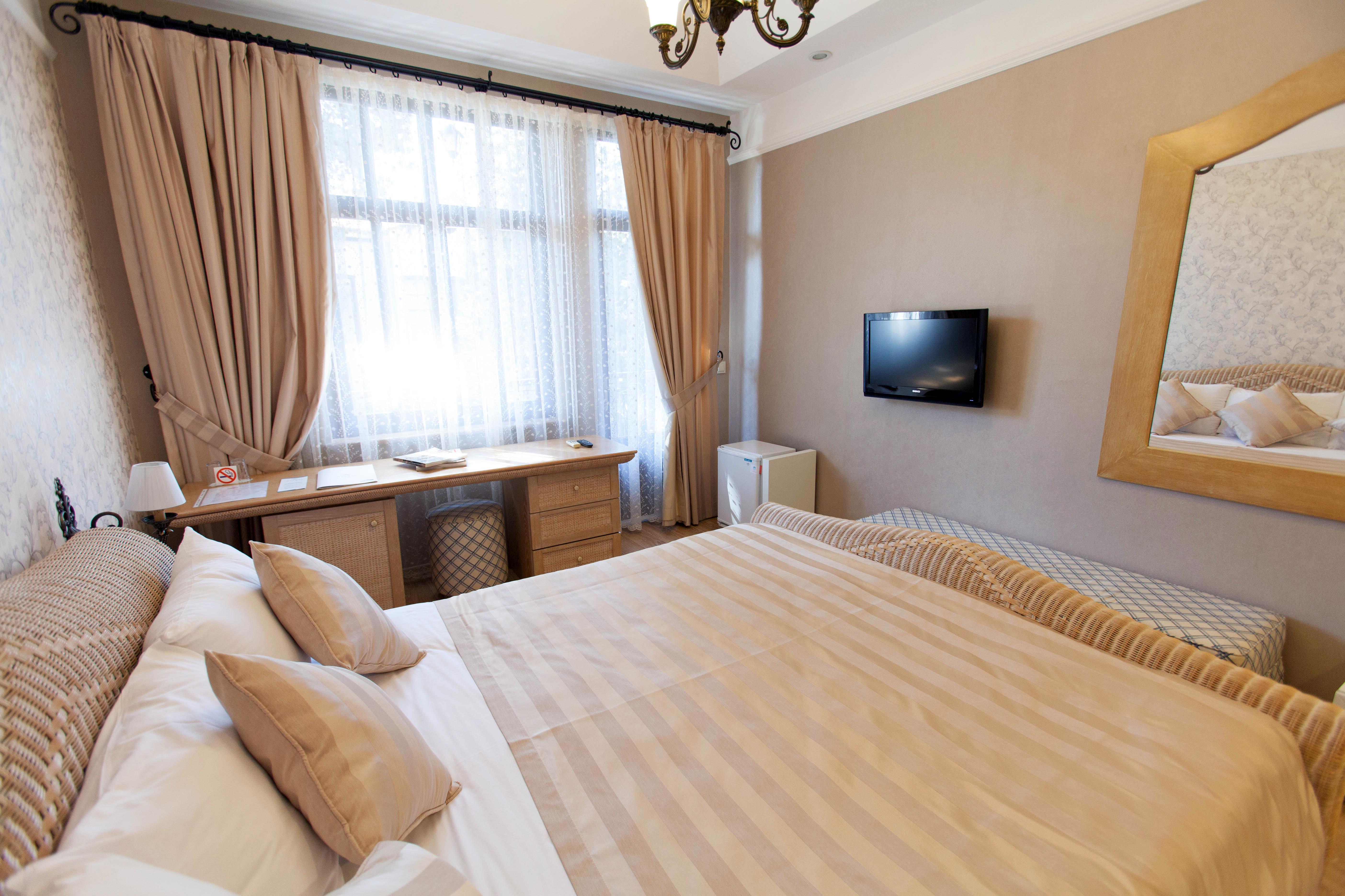 Hotel Aspen Kaleiçi 4*